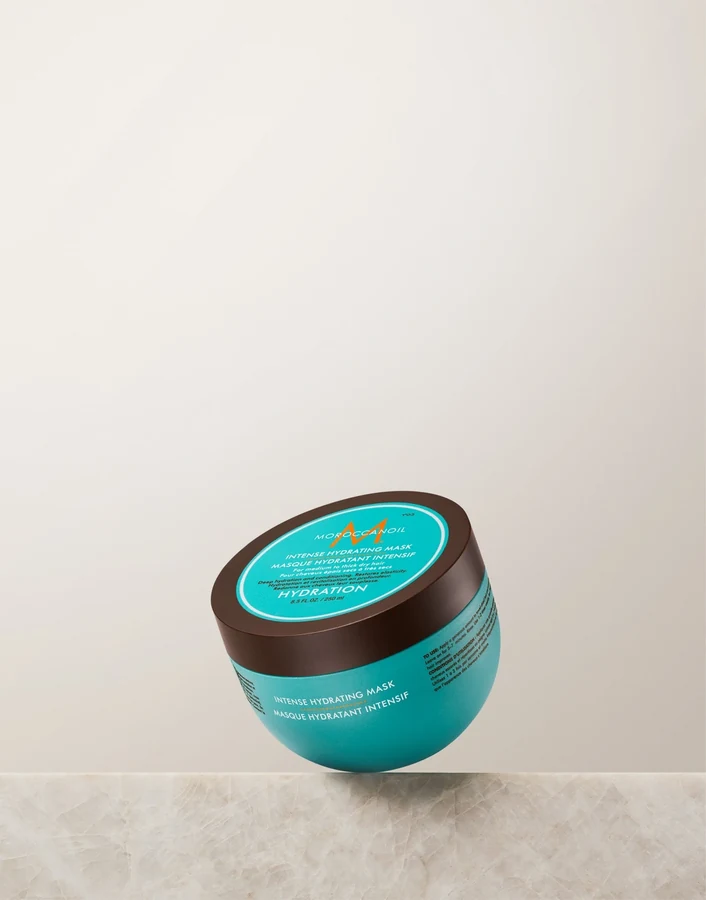 Moroccanoil Intense hydrating mask, worn